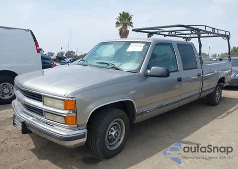 2000 Chevrolet C3500 from USA, damaged, VIN 1GCGC33J0YF423603